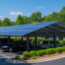 Carport avec panneaux photovoltaïques, un choix durable et économique